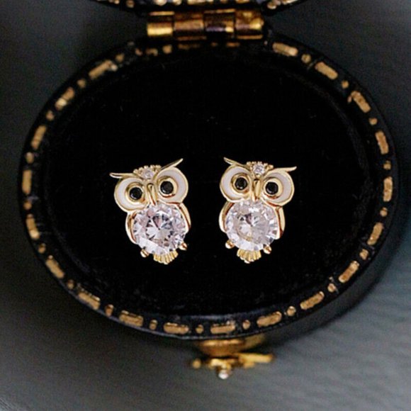 New 18k Gold Over Silver CZ Owl Studs - Picture 2 of 4